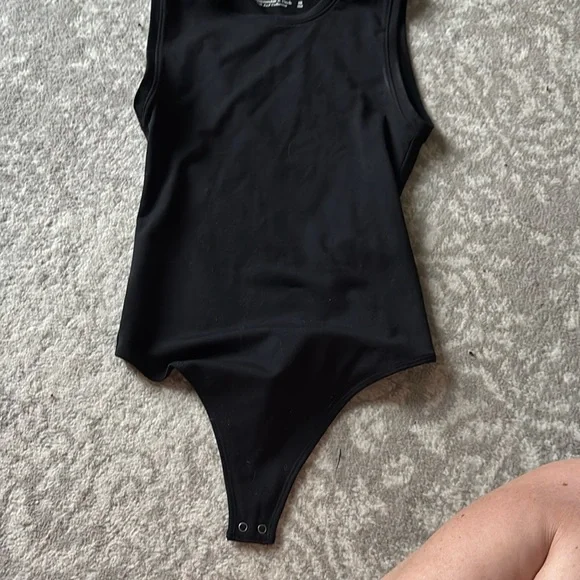 Abercrombie & Fitch Black Bodysuit Size: Extra Small - Picture 2 of 3